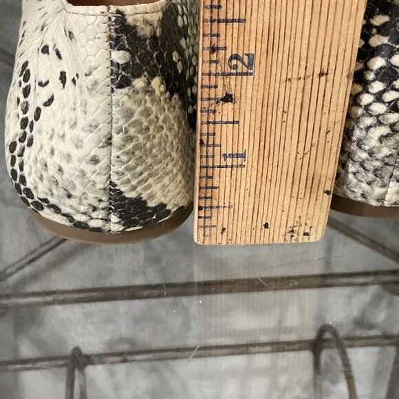 Madden Girl Henie Comfort Flats shoes women’s size 7 Snakeskin print Pointed Toe - Picture 6 of 11